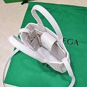 	 Kitlife Bottega Veneta Small Cassette Tote Bag White - 22*16.5*5.5cm - 4