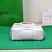 	 Kitlife Bottega Veneta Small Cassette Tote Bag White - 22*16.5*5.5cm - 3