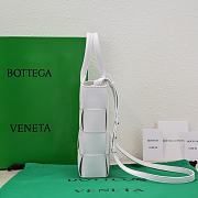 	 Kitlife Bottega Veneta Small Cassette Tote Bag White - 22*16.5*5.5cm - 2