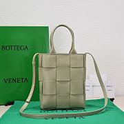 	 Kitlife Bottega Veneta Small Cassette Tote Bag Light Green - 22*16.5*5.5cm - 2