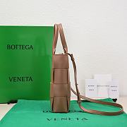 	 Kitlife Bottega Veneta Small Cassette Tote Bag Brown - 22*16.5*5.5cm - 4