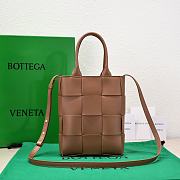 	 Kitlife Bottega Veneta Small Cassette Tote Bag Brown - 22*16.5*5.5cm - 3