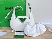 	 Kitlife Bottega Veneta Rubber Punch Shoulder Bag White - 27x17x7.5cm - 5