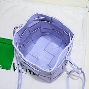 	 Kitlife Bottega Veneta Cassette Small Intrecciato Leather Bucket Light Purple Bag - 19x14x13cm - 2