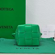 Kitlife Bottega Veneta Cassette Small Intrecciato Leather Bucket Parakeet Bag - 19x14x13cm - 5