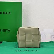 Kitlife Bottega Veneta Cassette Small Intrecciato Leather Bucket Travertine Bag - 19x14x13cm - 4