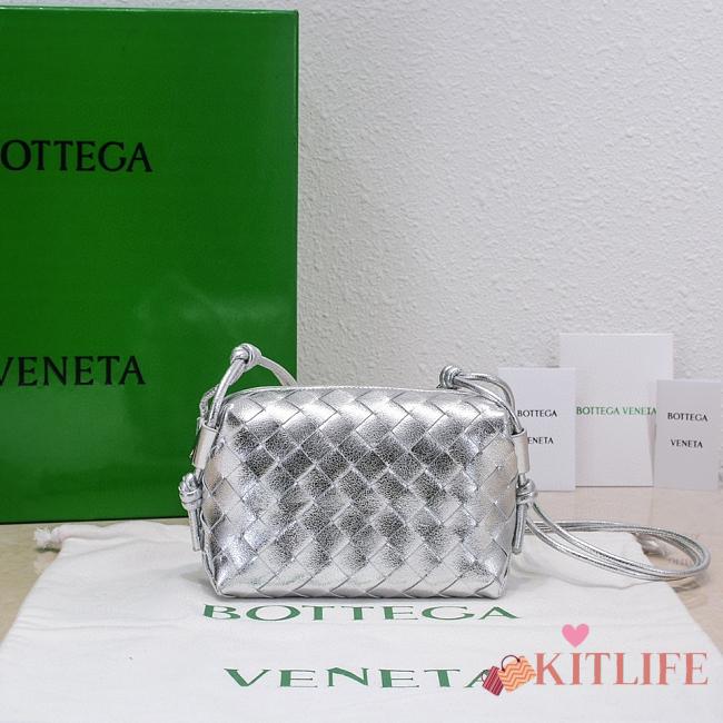 	 Kitlife Bottega Veneta Mini Loop Crossbody Bag Silver - 17*10*6cm - 1