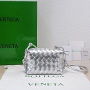 	 Kitlife Bottega Veneta Mini Loop Crossbody Bag Silver - 17*10*6cm - 1
