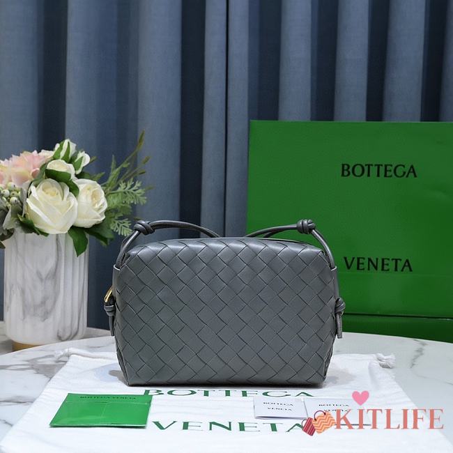 Kitlife Bottega Veneta Small Loop Camera Bag Thunder - 22x15.5x9cm - 1