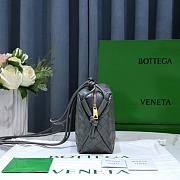 Kitlife Bottega Veneta Small Loop Camera Bag Thunder - 22x15.5x9cm - 4