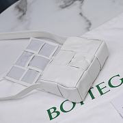 Kitlife Bottega Veneta Salon 03 Cassette Intrecciato White Leather - 12x8x4cm - 4