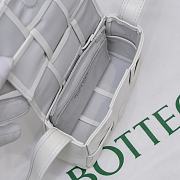 Kitlife Bottega Veneta Salon 03 Cassette Intrecciato White Leather - 12x8x4cm - 2