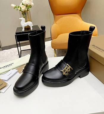 	 Kitlife Burberry Monogram Motif Brushed Leather Chelsea Boots in Black