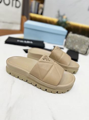 Kitlife Prada Quilted nappa leather slides - Beige, Black, White