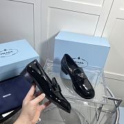 	 Kitlife Prada logo-plaque patent leather loafers  - 1