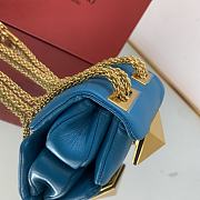 	 Kitlife Valentino ONE STUD NAPPA MICRO BAG WITH CHAIN ULTRA MARINE GREEN - 11x8x5cm - 2