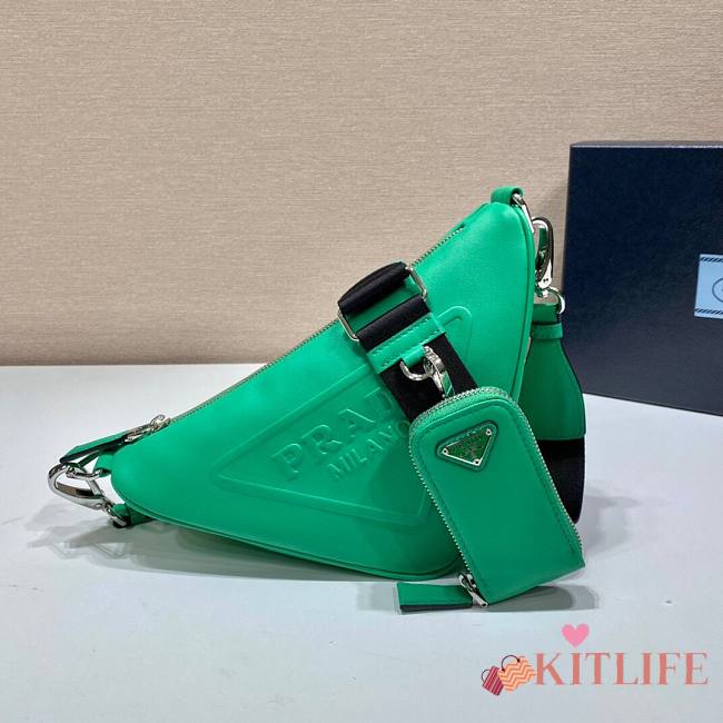 Kitlife Prada Triangle leather shoulder bag green - 1BH190 - 26x14x12 cm - 1