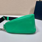 Kitlife Prada Triangle leather shoulder bag green - 1BH190 - 26x14x12 cm - 2