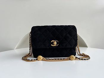 Kitlife Chanel Mini Velvet Flap Red Bag - 15 × 20 × 9 cm