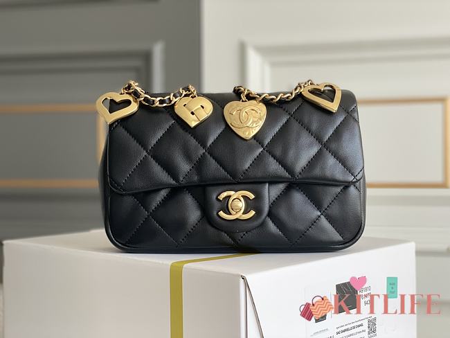 Kitlife Chanel Small Black Charm Lambskin - 20x14x8cm - 1