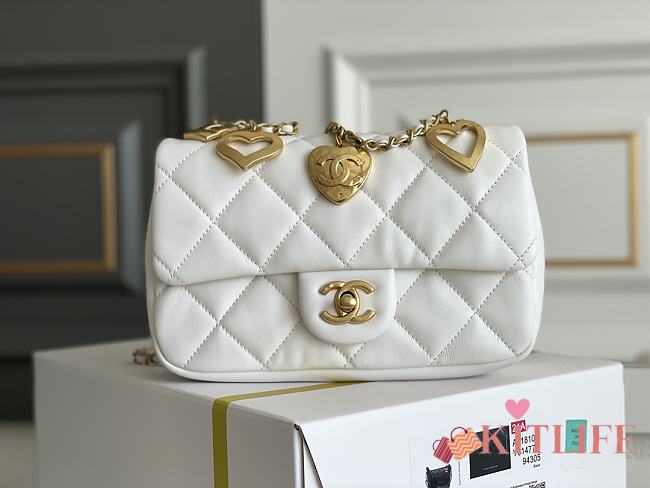 	 Kitlife Chanel Small White Charm Lambskin - 20x14x8cm - 1