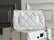 	 Kitlife Chanel Small White Charm Lambskin - 20x14x8cm - 4