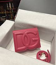 Kitlife DOLCE & GABBANA DG Logo bag with shoulder strap pink - 16x20x5.5cm - 1