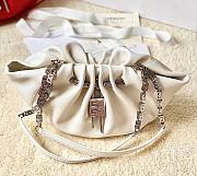 	 Kitlife Givenchy Kenny leather shoulder bag white - 32x22x17cm - 1