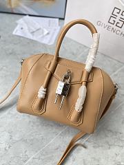 	 Kitlife Givenchy Antigona Lock mini beige leather top handle bag - 23*27*13cm - 5