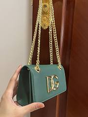 	 Kitlife Dolce & Gabbana Green DG Logo Chained Crossbody Bag - 21*13*3.5cm - 4