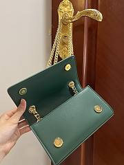 	 Kitlife Dolce & Gabbana Green DG Logo Chained Crossbody Bag - 21*13*3.5cm - 2