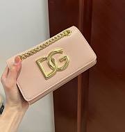 	 Kitlife Dolce & Gabbana Nude DG Logo Chained Crossbody Bag - 21*13*3.5cm - 1