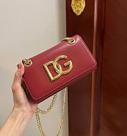 	 Kitlife Dolce & Gabbana Red DG Logo Chained Crossbody Bag - 21*13*3.5cm - 1