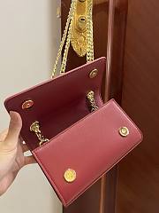 	 Kitlife Dolce & Gabbana Red DG Logo Chained Crossbody Bag - 21*13*3.5cm - 3
