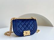 Kitlife Chanel SMALL BOY CHANEL MESSENGER BAG Velvet & Gold Metal Navy Blue - 15x9.5x4.5cm - 1