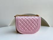 	 Kitlife Chanel BOY CHANEL MESSENGER BAG Velvet & Gold Metal Pink - 12.5x18x6cm - 3