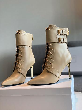 	 Kitlife BALMAIN Leather ankle boots beige