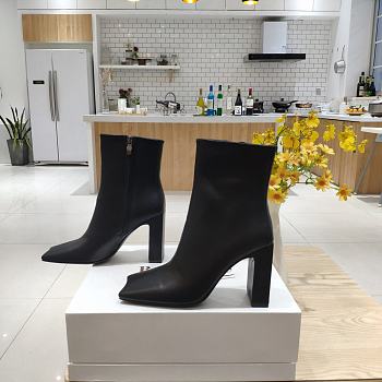 	 Kitlife Balenciaga High-heel platform leather boot in black