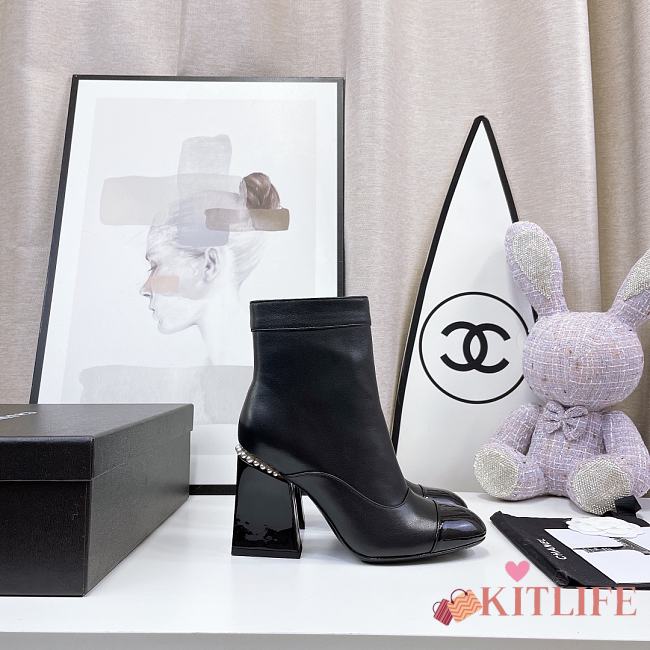 Kitlife Chanel 16B CHAIN-TRIM CAP TOE ANKLE BOOTS BLACK LEATHER  - 1
