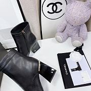 Kitlife Chanel 16B CHAIN-TRIM CAP TOE ANKLE BOOTS BLACK LEATHER  - 2