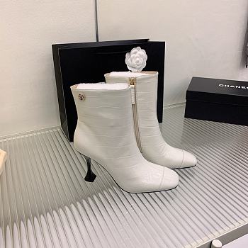 Kitlife Chanel Black/White/Yellow 19a Métiers D'art Paris Croc Embossed Leather Ankle Heels Boots