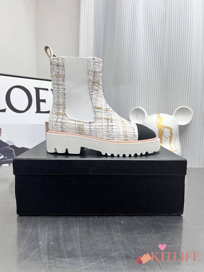 	 Kitlife Chanel Chelsea Tweed White Leather Boots - 1