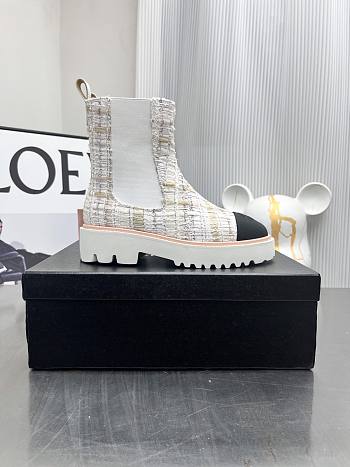 	 Kitlife Chanel Chelsea Tweed White Leather Boots