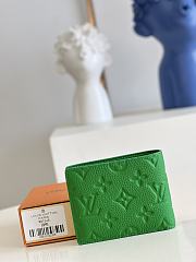 Kitlife Louis Vuitton Multiple Wallet Minty Green Taurillon Monogram leather - 11.5 x 9.0 x 1.5 cm - 5