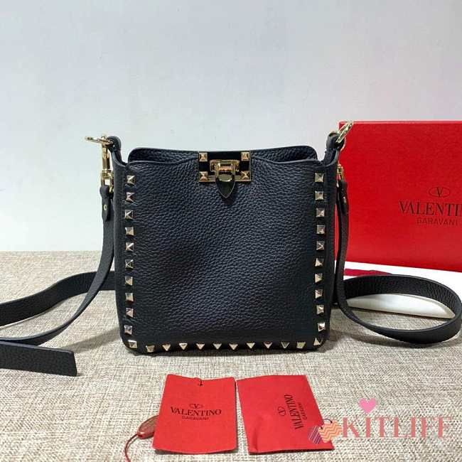 Kitlife Valentino Garavani Rockstud Calfskin Hobo Handbag Black – 50029# – 18.5×18.5× 6.5 cm - 1