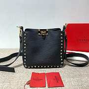 Kitlife Valentino Garavani Rockstud Calfskin Hobo Handbag Black – 50029# – 18.5×18.5× 6.5 cm - 1