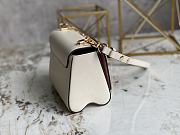 Kitlife Louis Vuitton Twist PM Quartz White - M20840 - 19 x 15 x 9 cm - 5