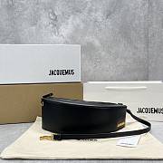 Kitlife Jacquemus Le Bomba logo-plaque black leather shoulder bag - 35x9x6cm - 1