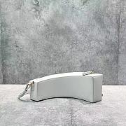 	 Kitlife Jacquemus Le Bomba logo-plaque white leather shoulder bag - 35x9x6cm - 3