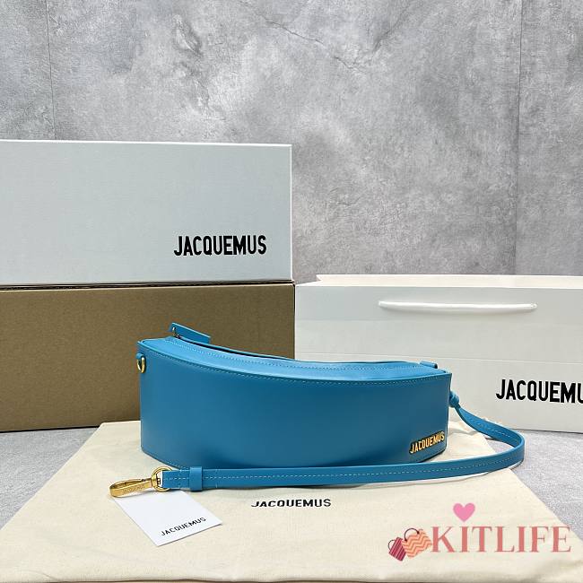 	 Kitlife Jacquemus Le Bomba logo-plaque blue leather shoulder bag - 35x9x6cm - 1